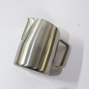 20OZ FREE POUR COMPETITION WPM PITCHER - BRUSHED SILVER
