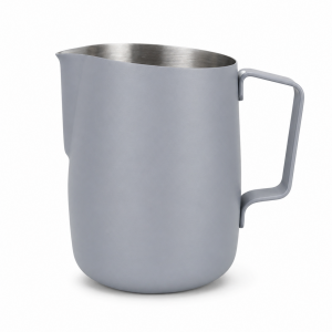 WPM 22oz Round Spout Pitcher